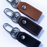 CHV07 - CHAVEIRO DE COURO COM GANCHO